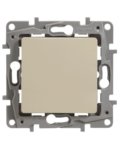 Выключатель 10AX-250В ETIKA, слоновая кость (672301). Выключатель. LegranD в Архангельске